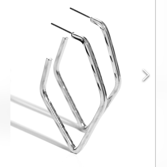 Winning Edge Silver Hoop Earrings Post - Picture 1 of 3